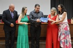 Entrega de título de Farmacêutico do Ano aconteceu no Salão Hobre Helly de Campos Melges