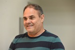 Entrega da homenagem aconteceu na manhã desta sexta-feira (15)