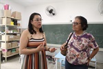 Alessandra Cardoso da Cruz Nascimento (à esquerda) e a vereadora Cimara Pereira (PV), a Professora Cimara
