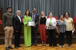 "Se felicidade é feita de momentos, este é um deles”, disse a homenageada Maria Helena Santini Campos Tavares