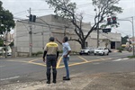 Moradores relataram riscos de acidentes em cruzamento
