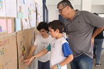 Vereador Pedro Kawai conhece projeto Ser verde: práticas ecológicas comunitárias, desenvolvido por alunos da Escola Municipal Joaquim Carlos Alexandrino de Souza