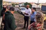 Visita começou às 6h, quando as pessoas esperavam na fila para agendar consultas