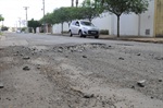 Ary Pedroso Jr. pede tapa-buraco na rua Caramuru