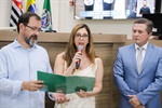 Entrega da homenagem aconteceu na noite desta quinta-feira (16), no Plenário "Francisco Antonio Coelho"