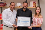 Desempenho de empresa do setor de consórcio ganha destaque na Câmara