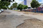 Vereador Paraná cobra reparo asfáltico e operação tapa-buracos em vias do Distrito Industrial Unileste