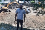 Vereador Acácio Godoy acompanhou o serviço de limpeza realizado pela Prefeitura no local