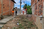 Vereador Acácio Godoy visitou o local com moradores