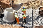 Vereador acompanha obras de contenção de desassoreamento na Pompéia