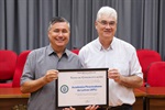 Entregas das homenagens aconteceu na manhã desta segunda-feira (19), no Salão Nobre da Câmara