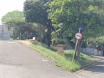 A Praça “Pastora Tereza de Toledo Souza” fica localizada na rua Prof. Antônio Santos Veiga, trecho compreendido entre as ruas Amador Bueno, Carlos Brasiliense Pinto e Paulo Ribeiro da Silva, no bairro Jardim Ibirapuera