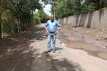 Vereador cobra operação tapa buraco em estrada do bairro Nova Suíça