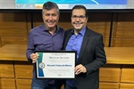 Médico Ricardo Tedeschi Matos recebe moção de aplausos da Câmara Municipal