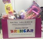 Caixa com brinquedos