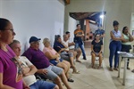 Representantes da Mirante orientaram a população sobre reduzir a quantidade de lixo descartado indevidamente e sobre a separação da rede pluvial da rede de esgoto