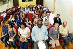 Público que compareceu ao salão nobre na noite deste sábado