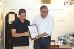 Homenageado Willian Alvino de Oliveira e o vereador Paulo Campos
