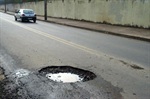 Como estava a avenida Jules Rimet, na Vila Fátima,...