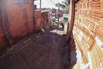Moradores do Jardim Camargo querem corrimão e iluminação em escadaria