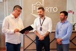 Entrega de moção de aplausos para a Porto Gestão de Imóveis
