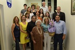 Paiva e Gilmar Rotta em foto com Luciana, seus familiares e membros do Conselho Regional de Farmácia de SP