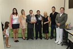 Gilmar Tanno, Moschini, Mauricio e familiares durante a entrega da homenagem