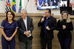 Moção de aplausos foi entregue pelo vereador Fábio Silva, durante a 37ª Reunião Ordinária