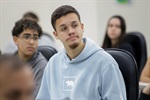Alunos das turmas 165 e 171, que participaram do Conheça o Legislativo na manhã desta quarta-feira (2)