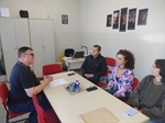 Laércio Trevisan Jr. e protetoras independentes foram recebidos por Maurício Etechebere, Gerente do Núcleo de Bem-Estar Animal