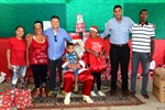640 presentes foram distribuídos: meninos receberam carrinhos, e meninas, bonecas