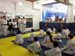 André Bandeira homenageia carateca Natália Brozulatto