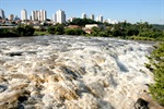 Cheia do Rio Piracicaba foi registrada por Davi Negri em 2011