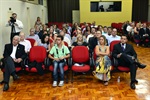 Familiares e amigos do homenageados compareceram à solenidade