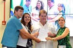Deputado Roberto Morais recebeu abaixo-assinado com 1.300 adesões