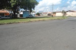 Segundo morador, motoristas não respeitam pedestres