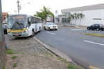 Alta velocidade de veículos dificulta entrada e saída de ônibus