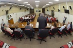 Aproximadamente 250 alunos de quatro escolas estaduais acompanharam evento