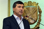 Vereador Pedro Kawai enaltecendo o grupo Guarantã
