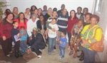 Familiares de Eva Iltez com autoridades e amigos 