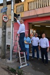 Semáforo para pedestre é instalado em Santa Terezinha