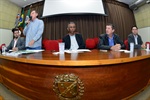 Longato explicando as ações do Fórum