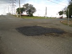 Buracos foram tapados pela Prefeitura após pedido do vereador