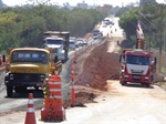 Madalena vistoria obras da Ponte do Caixão