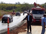 Madalena vistoria obras da Ponte do Caixão