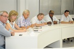 Secretarias municipais, setor sucroalcooleiro e Cetesb participaram de encontro