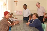 João Manoel em visita Lar dos Velhinhos