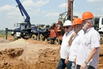 Gilmar Rotta visita canteiro de obras do Vida Nova
