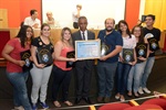 Trabalhos que ficaram entre a quarta e a décima colocações também receberam certificados da Câmara