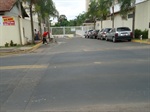 Entrada e saída do residencial, agora com passagem desobstruída